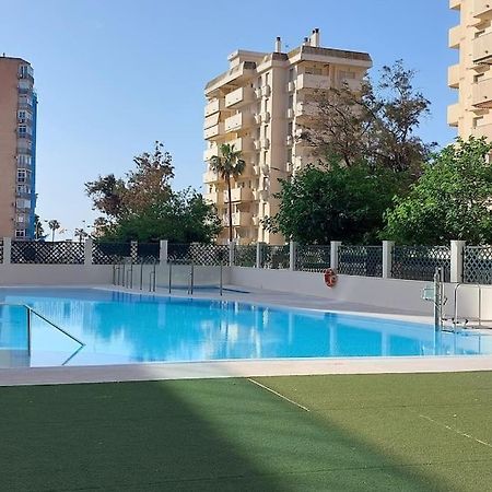 베날마데나코스타 Elegante Alojamiento Con Piscina A 200 M Del Mar. 아파트 외부 사진
