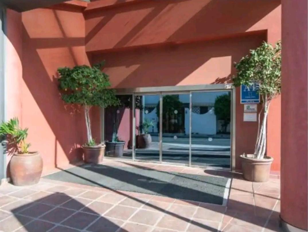베날마데나코스타 Elegante Alojamiento Con Piscina A 200 M Del Mar. 아파트 외부 사진