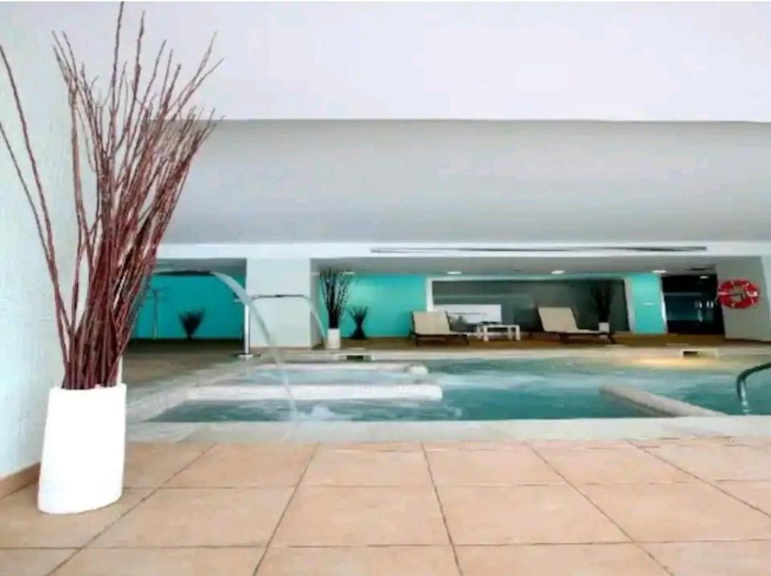 베날마데나코스타 Elegante Alojamiento Con Piscina A 200 M Del Mar. 아파트 외부 사진