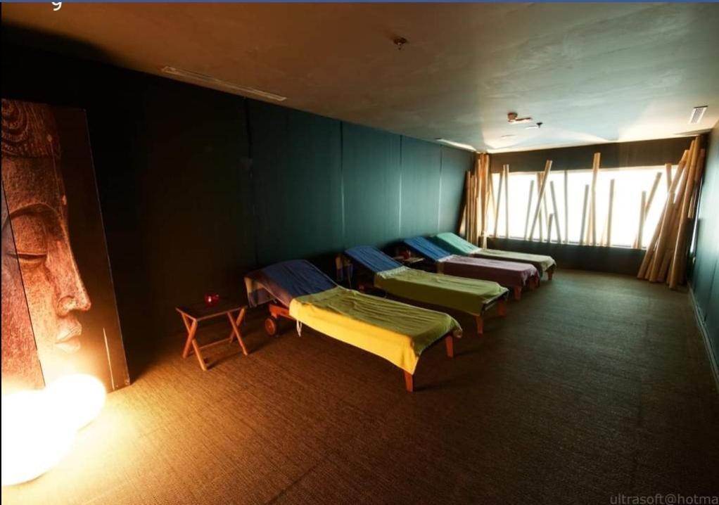 베날마데나코스타 Elegante Alojamiento Con Piscina A 200 M Del Mar. 아파트 외부 사진